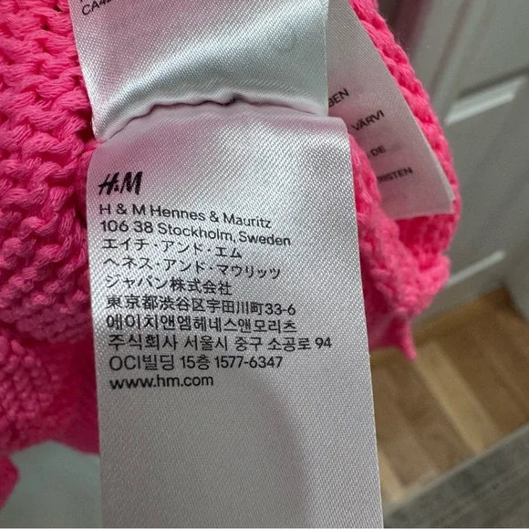 H & M Divided Hot Pink V-Neck Knit Top - Picture 7 of 11